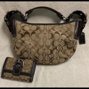 Coach Signature handbag